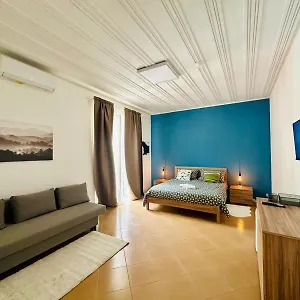 apt-sicilian-vibes-house-in-centro.catania-hotels.net/